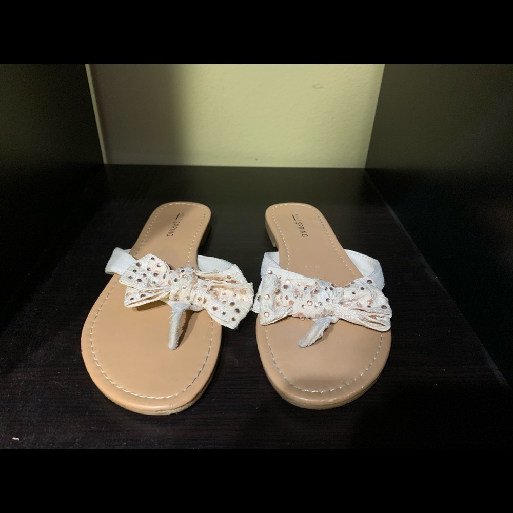 Pink sandals size 6